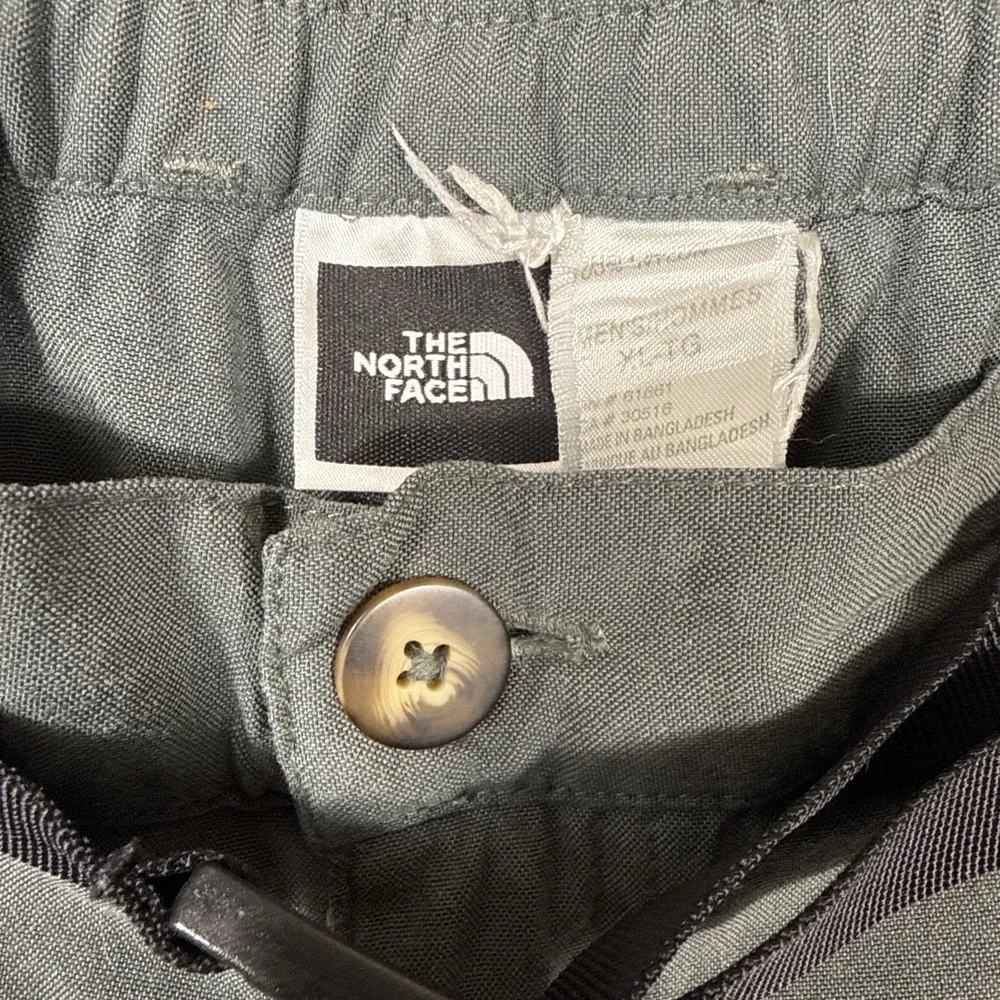 North Face Shorts Mens XL GREEN BELTED Chino Nylon Hiking Outdoor Zip Pocket